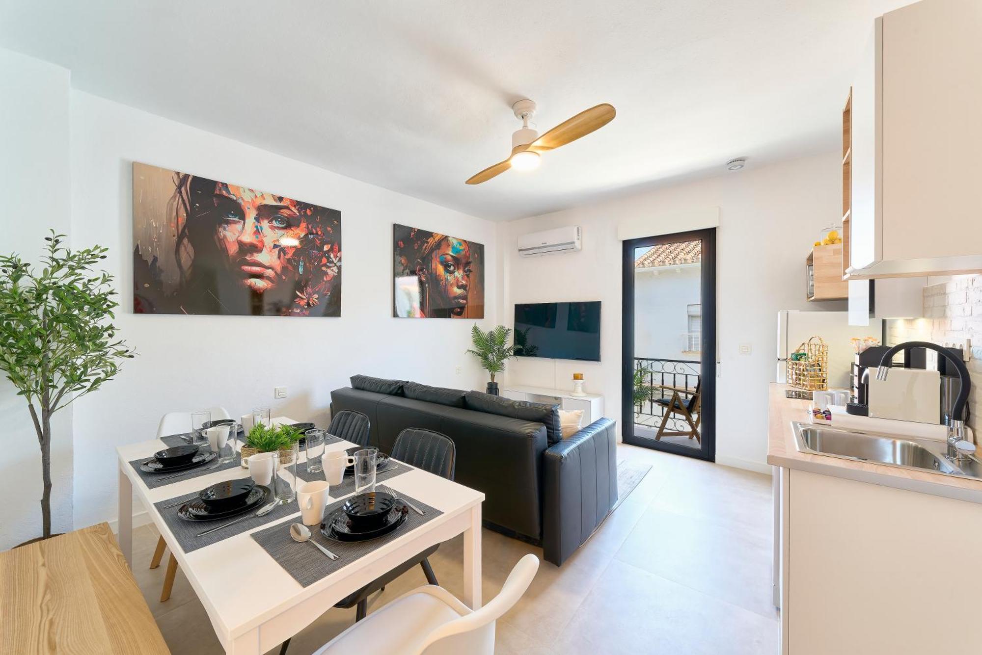Kosta Homes - Lux Three Bed Alhaurin Centre Apartment